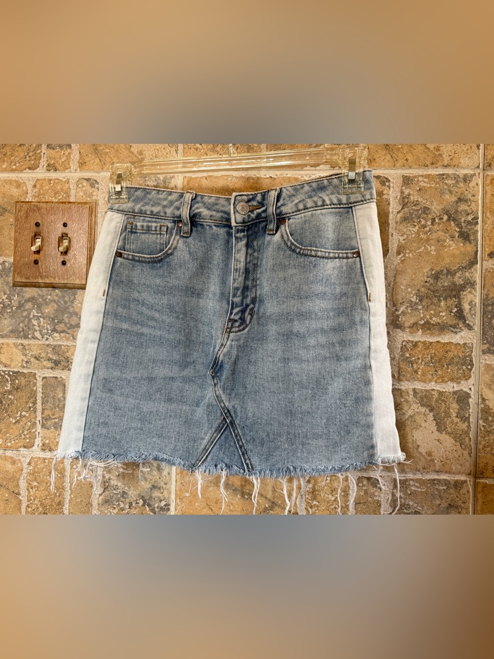 PacSun Blue Two-Tone Denim Raw Hem Mini Skirt Size 26
